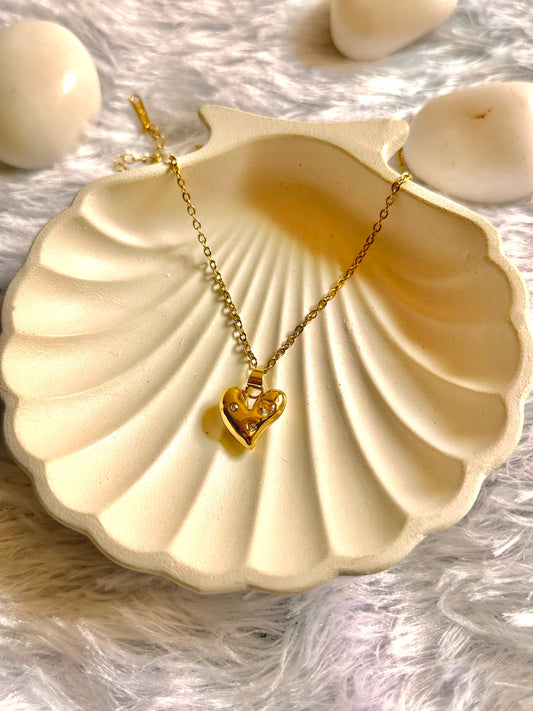 Zirconia Studded Hearts – Set of Necklace & Earrings