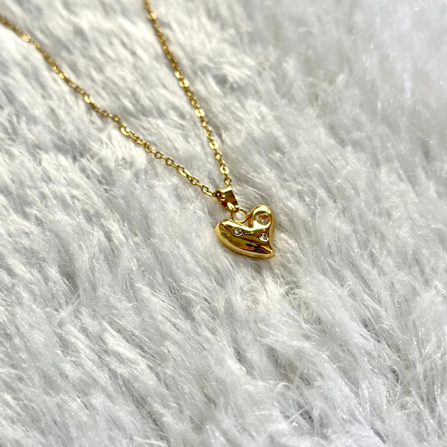Zirconia Studded Hearts – Set of Necklace & Earrings
