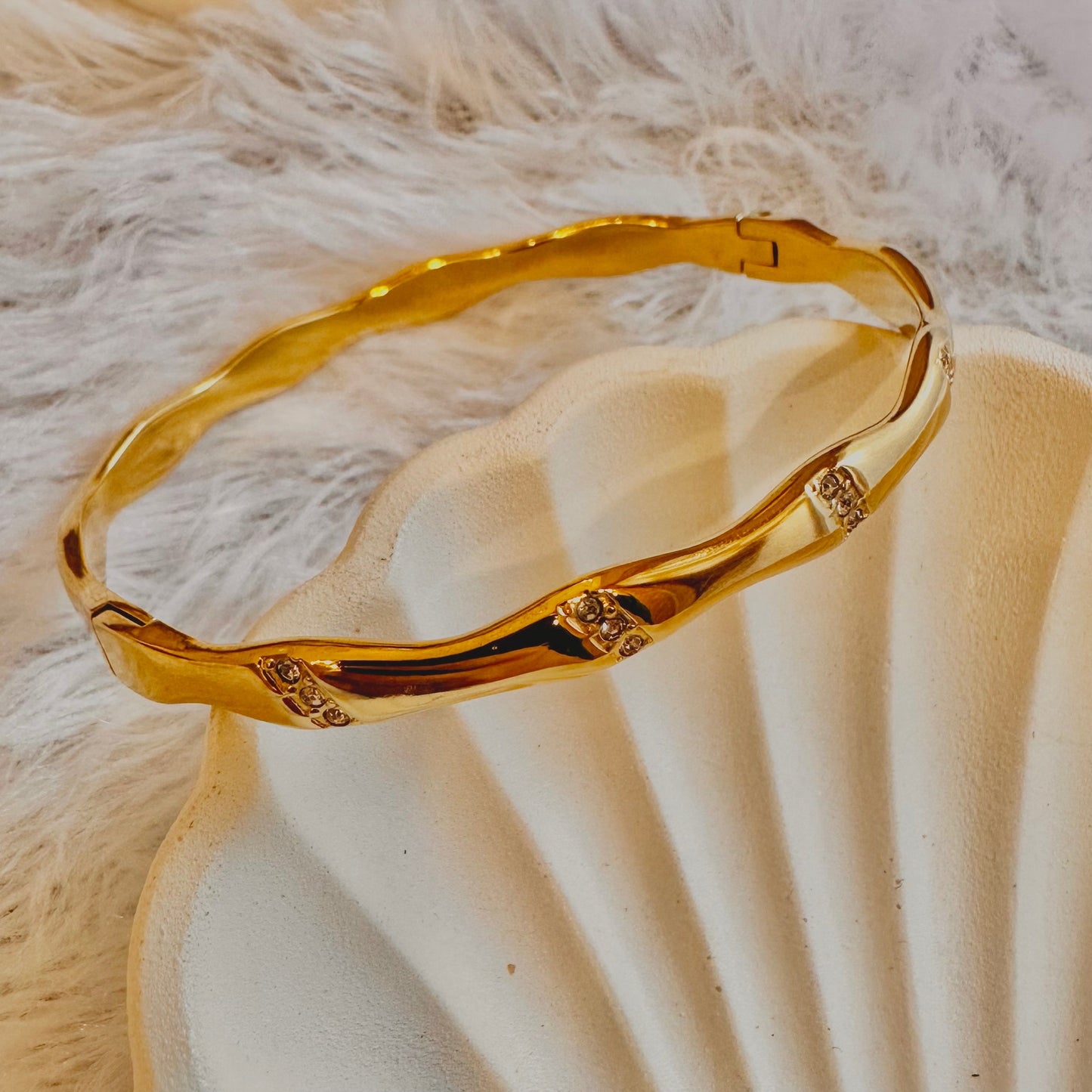 Maggiore Wave Bracelet