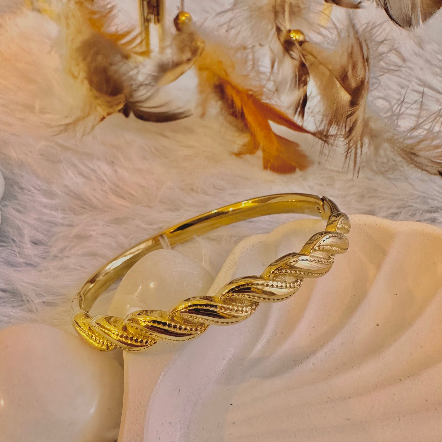 Half Knot Bracelet