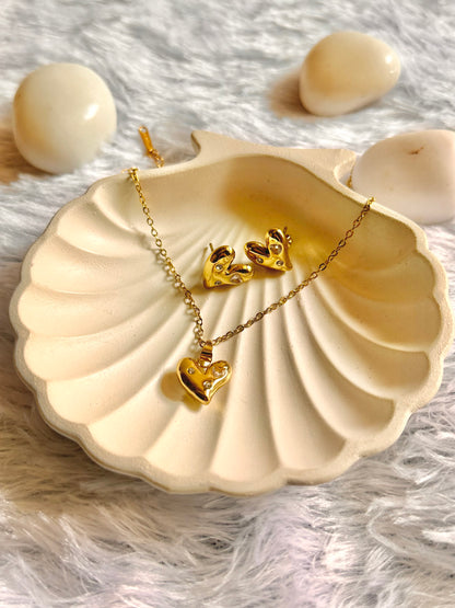 Zirconia Studded Hearts – Set of Necklace & Earrings