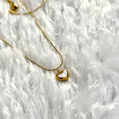 White Hearts Necklace