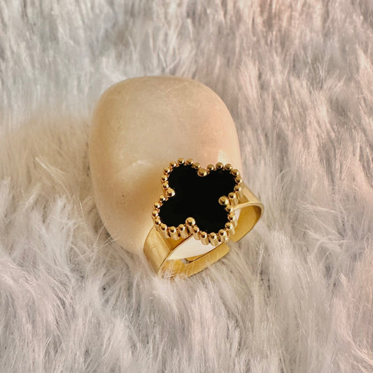 Black Clover Ring (One Size, Adjustable)