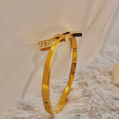 Canary Bracelet