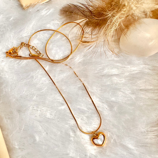 White Hearts Necklace