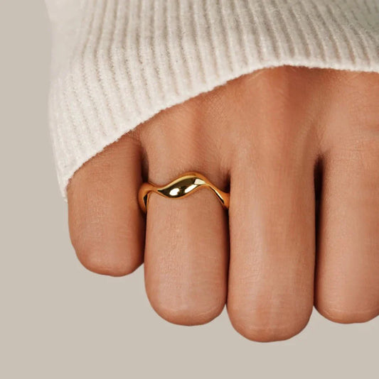 Wave Ring (One Size, Adjustable)